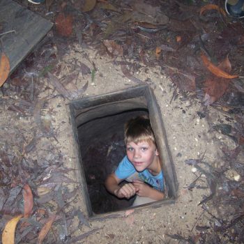 één van de ingangen tot de tunnels